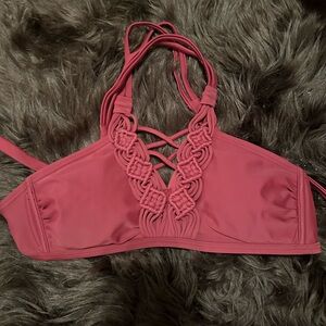 Bikini top. Size M.